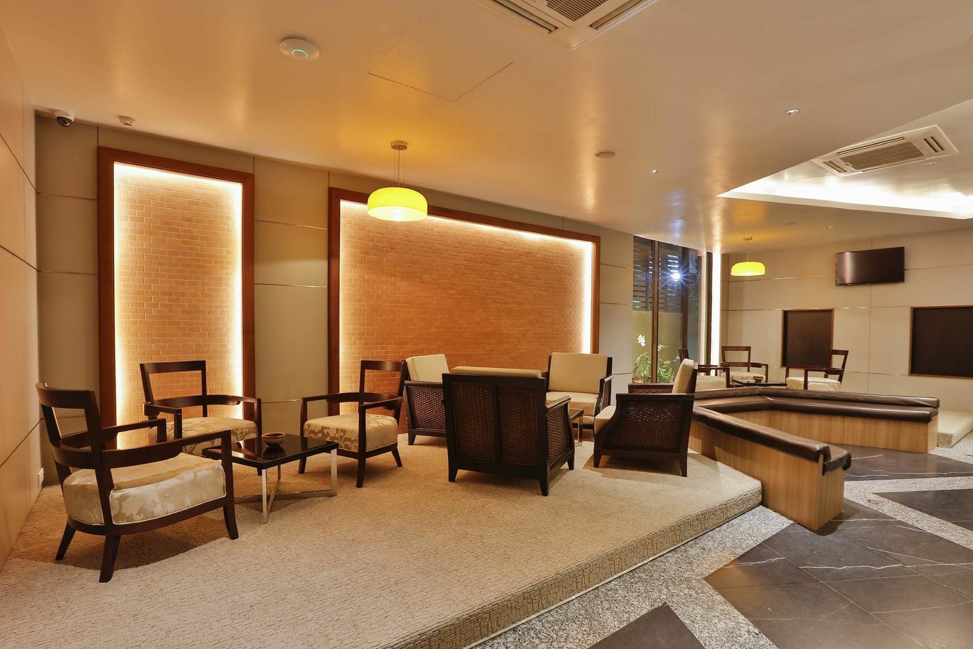 The Link 83 Mandalay Boutique Hotel Exteriör bild