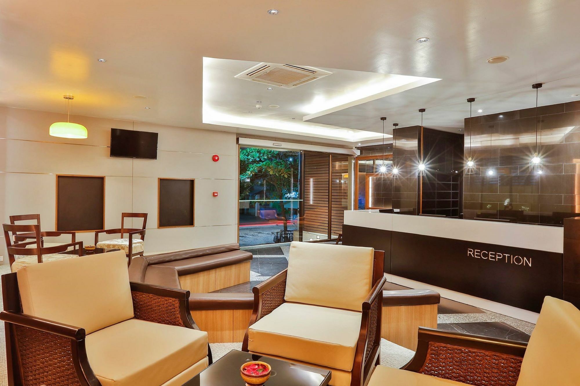 The Link 83 Mandalay Boutique Hotel Exteriör bild